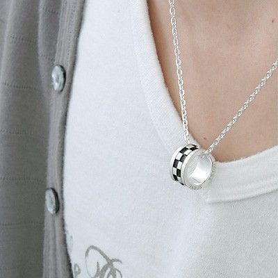 シルバーペアネックレス