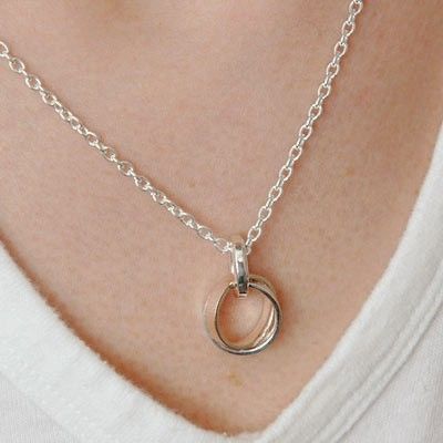 シルバーネックレス