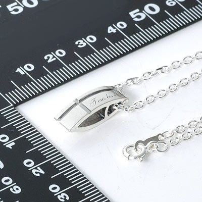 シルバーネックレス