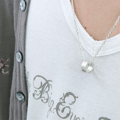 シルバーネックレス