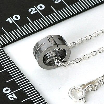 シルバーネックレス