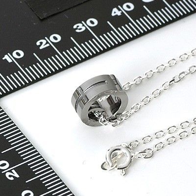 シルバーネックレス