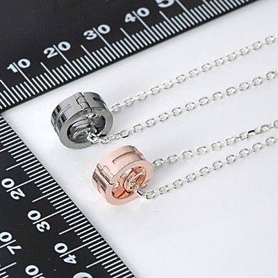 シルバーペアネックレス