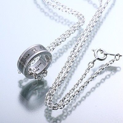 シルバーネックレス