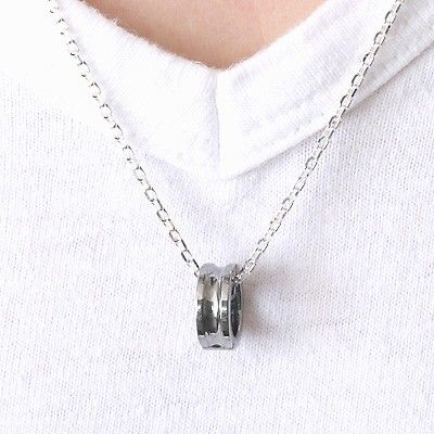 シルバーネックレス