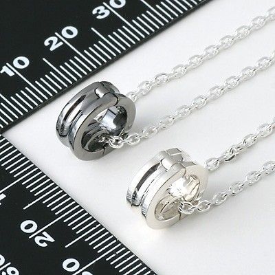 シルバーペアネックレス