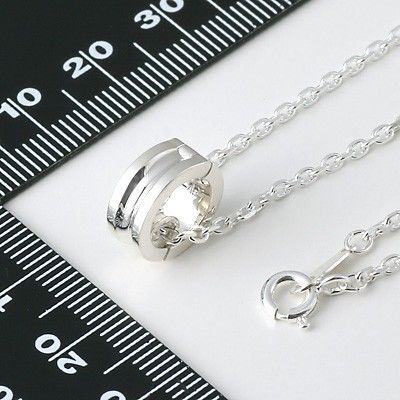 シルバーネックレス