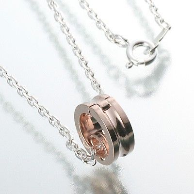 シルバーネックレス