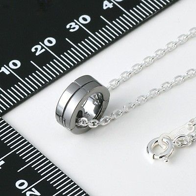 シルバーネックレス