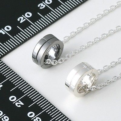 シルバーペアネックレス