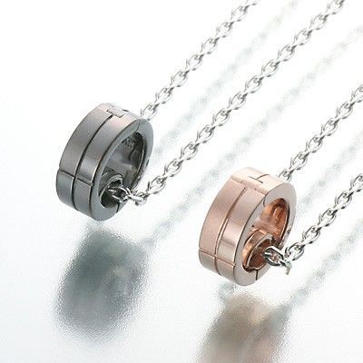 シルバーペアネックレス