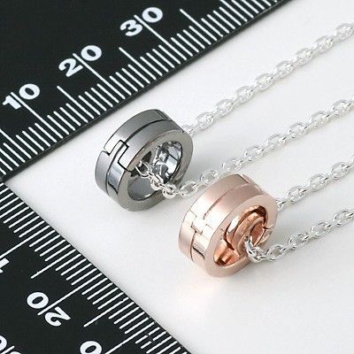 シルバーペアネックレス