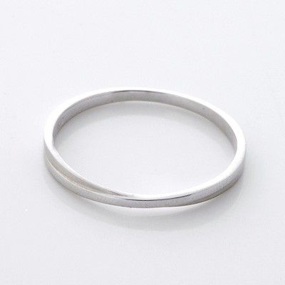 ホワイトゴールドリング
