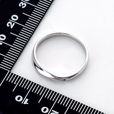 ホワイトゴールドリング