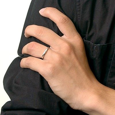 ホワイトゴールドリング