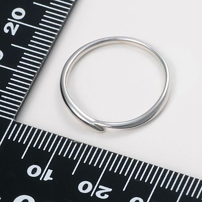 ホワイトゴールドリング