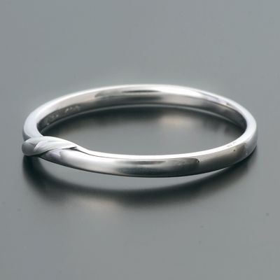 ホワイトゴールドリング