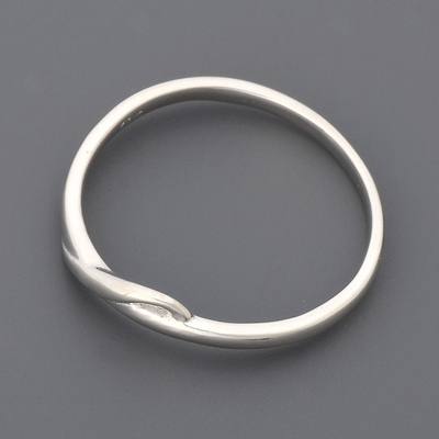 ホワイトゴールドリング