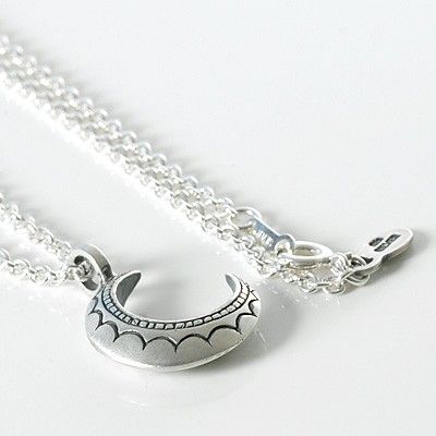 シルバーネックレス