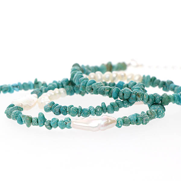 ビーズネックレス