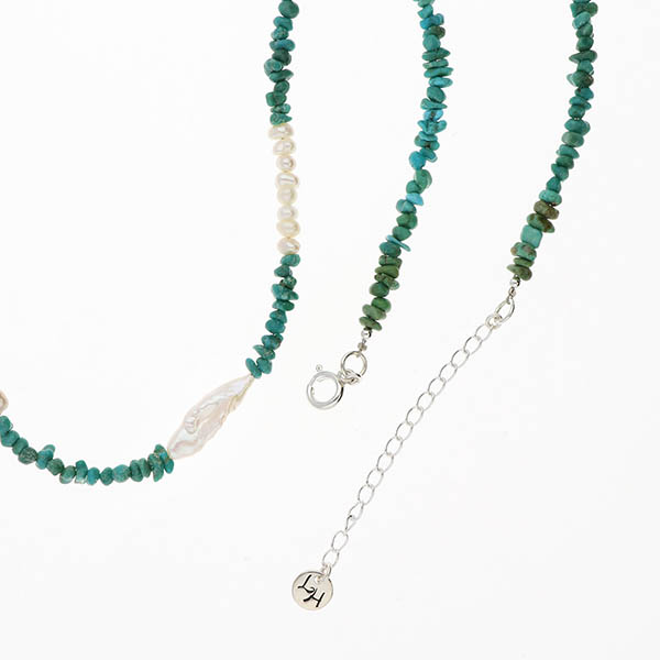 ビーズネックレス