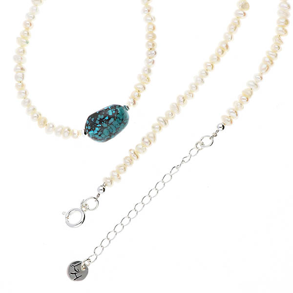 ビーズネックレス