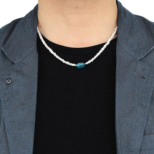 ビーズネックレス