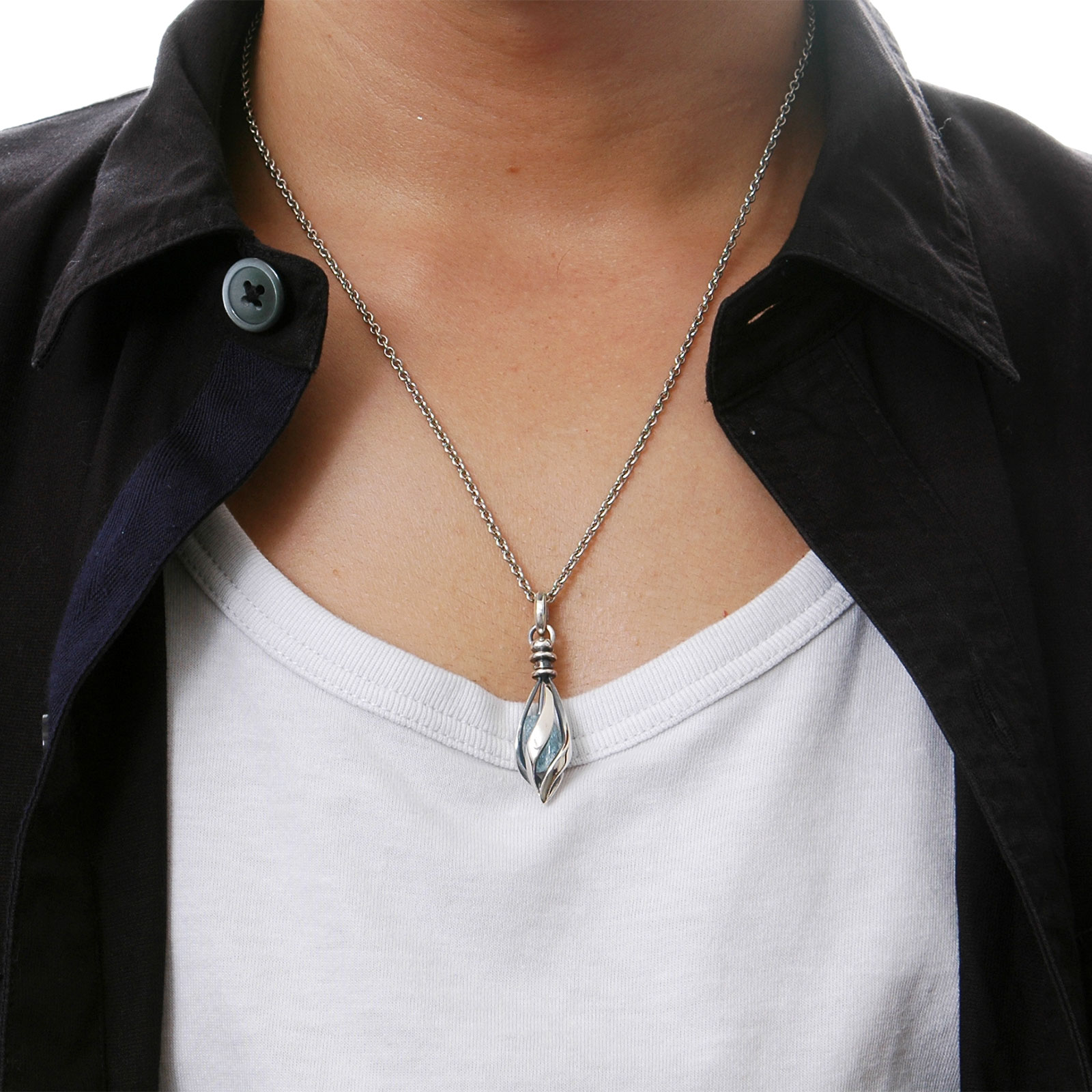 シルバーネックレス