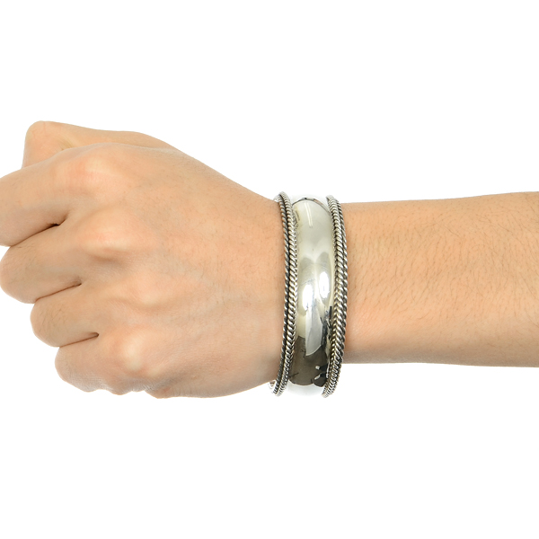 シルバーバングル