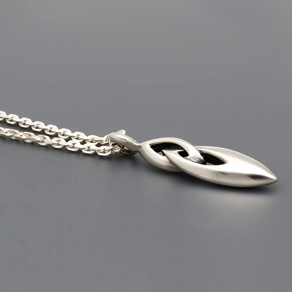 シルバーネックレス