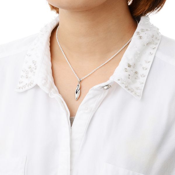 シルバーネックレス