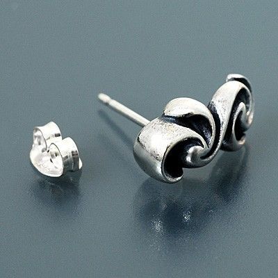 シルバースタッドピアス(片耳用)