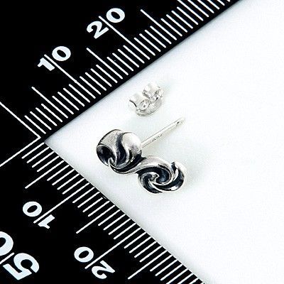 シルバースタッドピアス(片耳用)