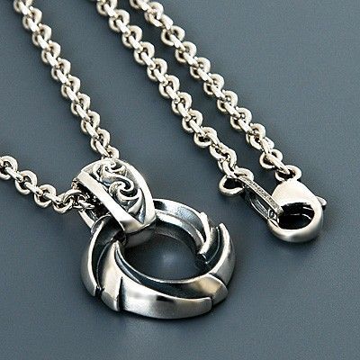 シルバーネックレス