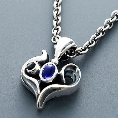 シルバーネックレス