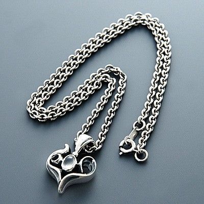 シルバーネックレス