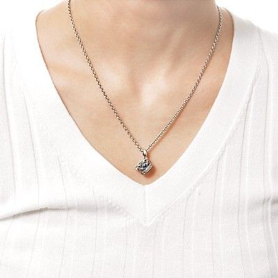 シルバーネックレス