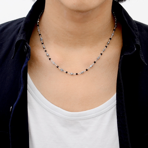 シルバーネックレス