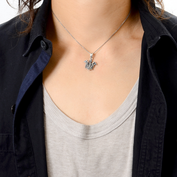 シルバーネックレス