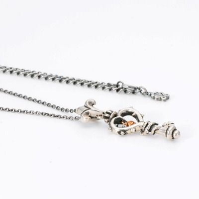 シルバーネックレス