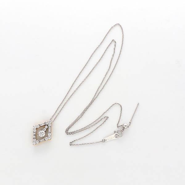 プラチナネックレス