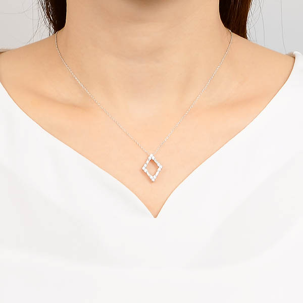 プラチナネックレス