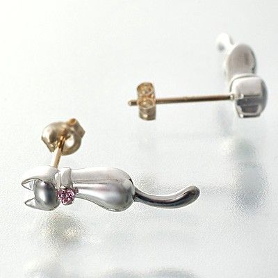 シルバースタッドピアス