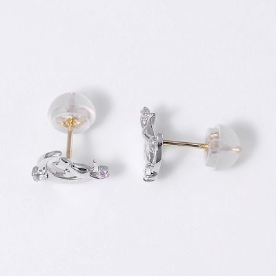 シルバースタッドピアス