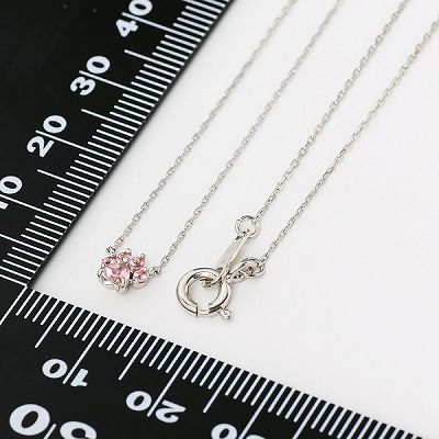 シルバーネックレス