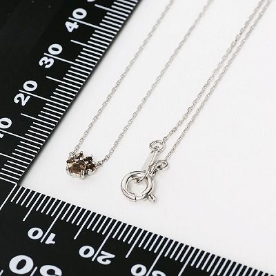 シルバーネックレス