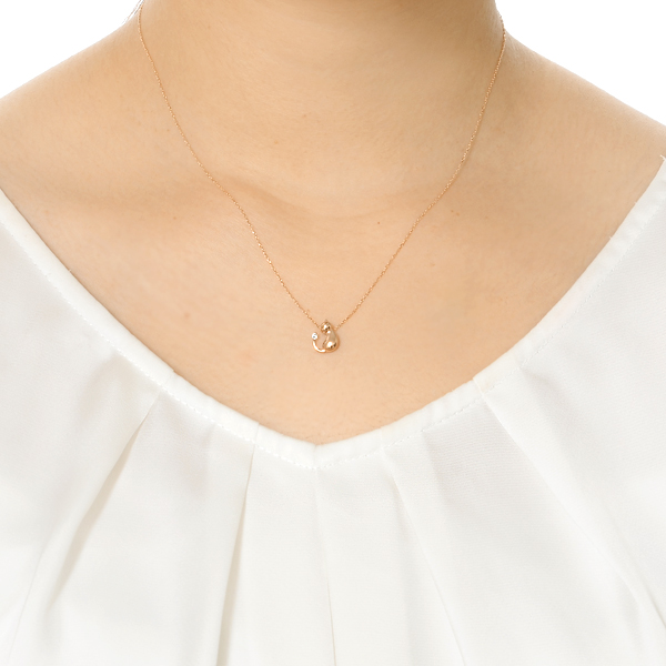 ピンクゴールドネックレス