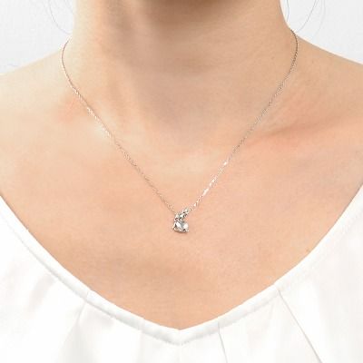 シルバーネックレス