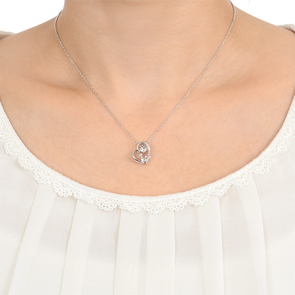 シルバーネックレス