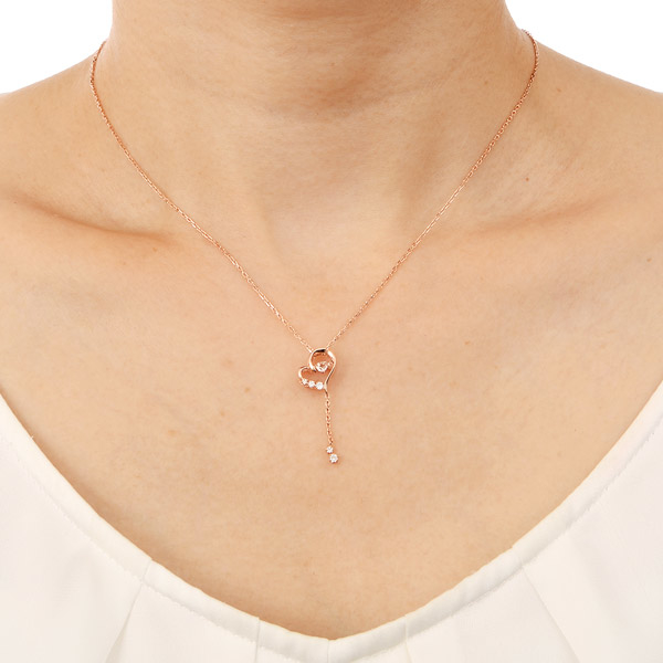 シルバーネックレス